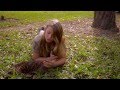 Bindi Irwin finds Houdini the wild echidna!